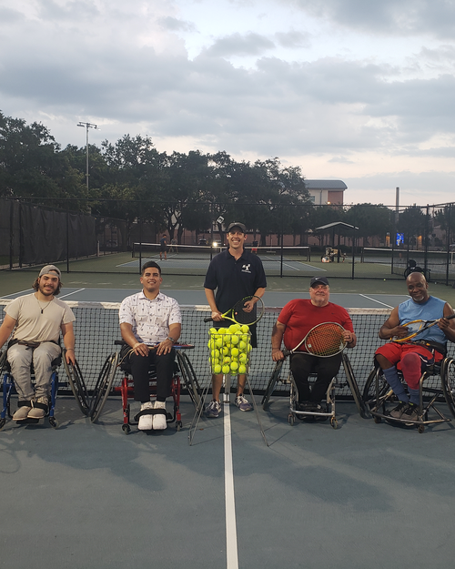 Wheelchair tennis participants